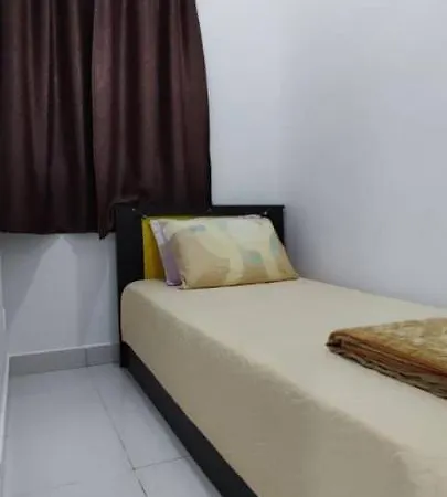 Rf Homestay Nilai Exterior photo